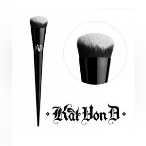 KVD Contour No. 5 Makeup Brush